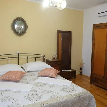 House Dragica * Grižane